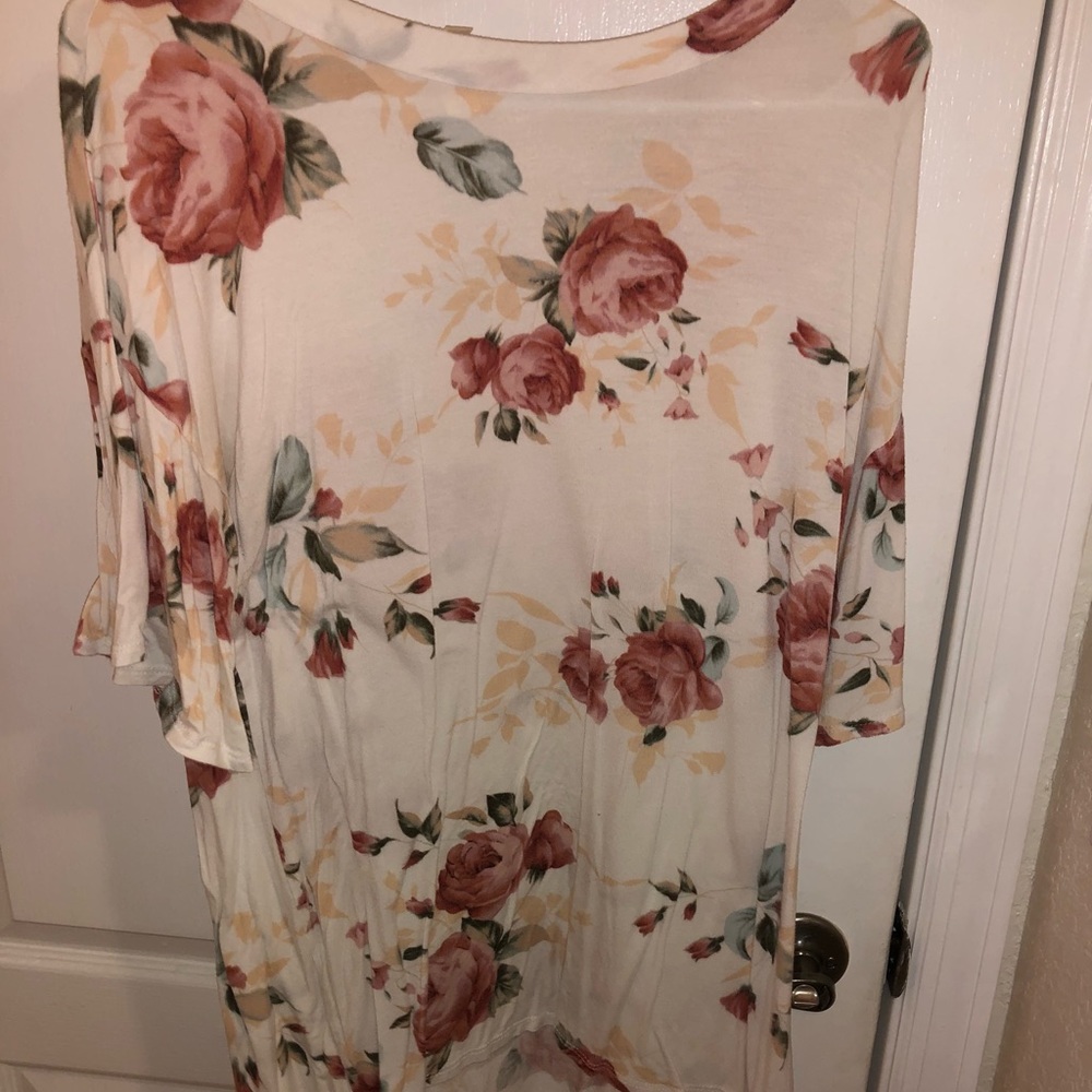 Floral top